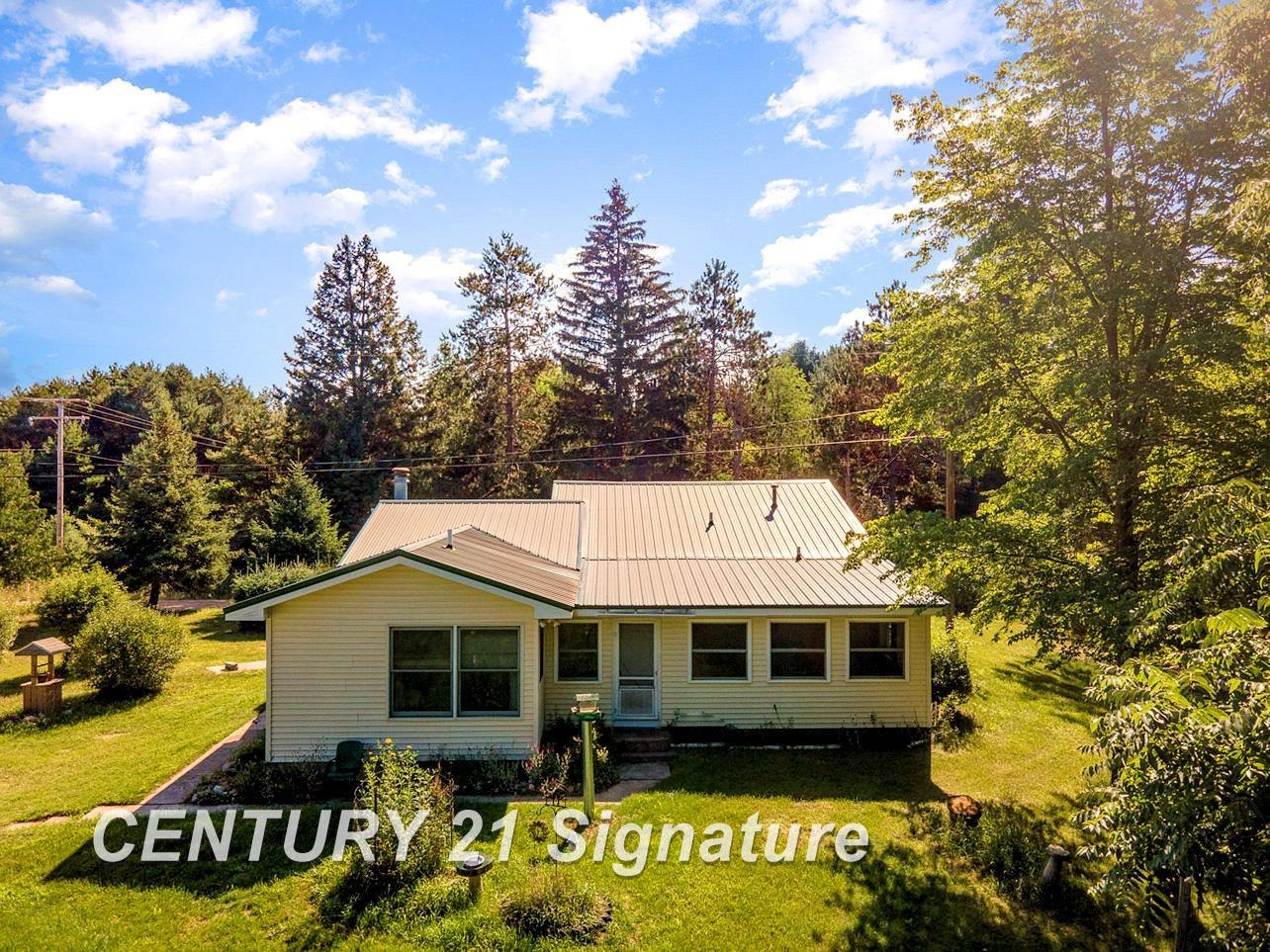 11190 S Road Farwell, MI 48622 - Photo 1 of 24 Gallery Image 1