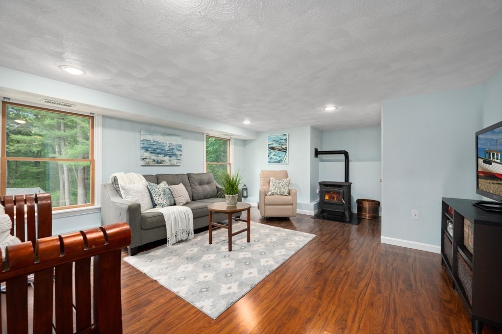 175 Central Street North Reading, MA 01864 - Photo 25 of 37