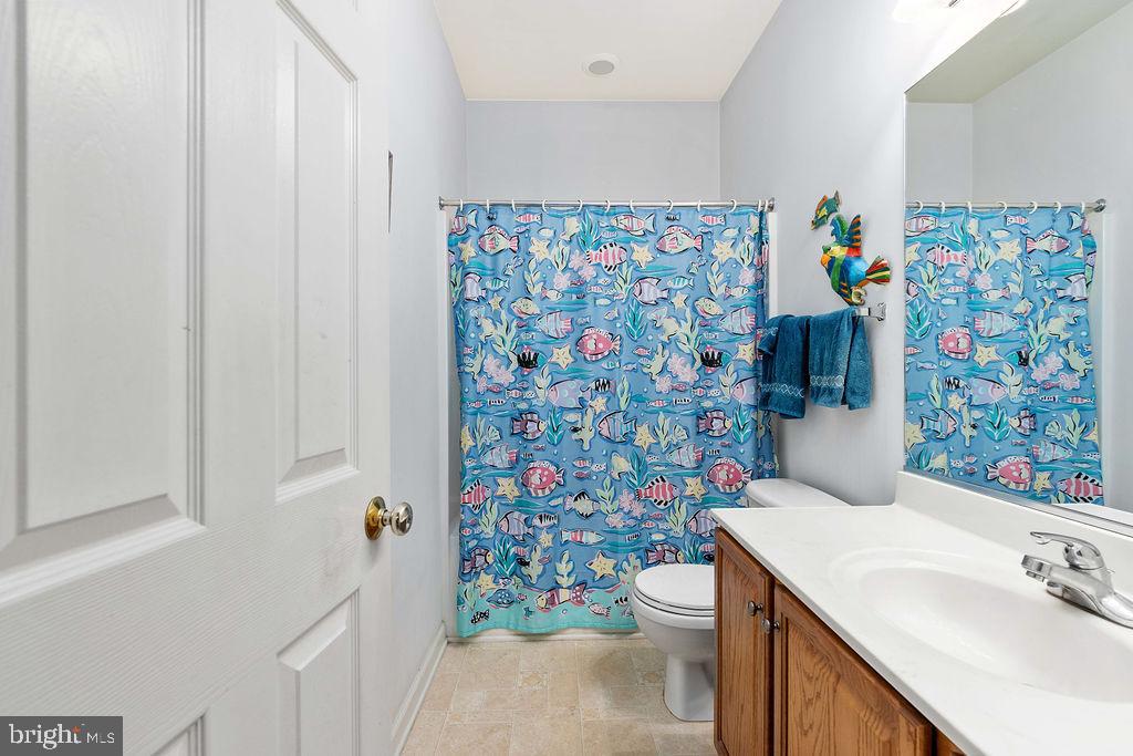 21 Gallery Road Stafford, VA 22554 - Photo 24 of 60 Full bathroom on main level