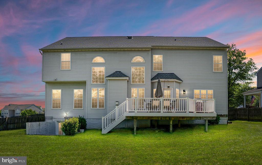 21 Gallery Road Stafford, VA 22554 - Photo 5 of 60 Relax in the evening on your deck