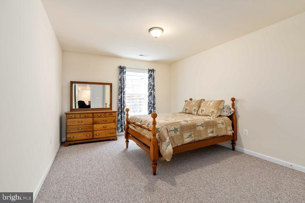 21 Gallery Road Stafford, VA 22554 - Photo 50 of 60 Basement bedroom