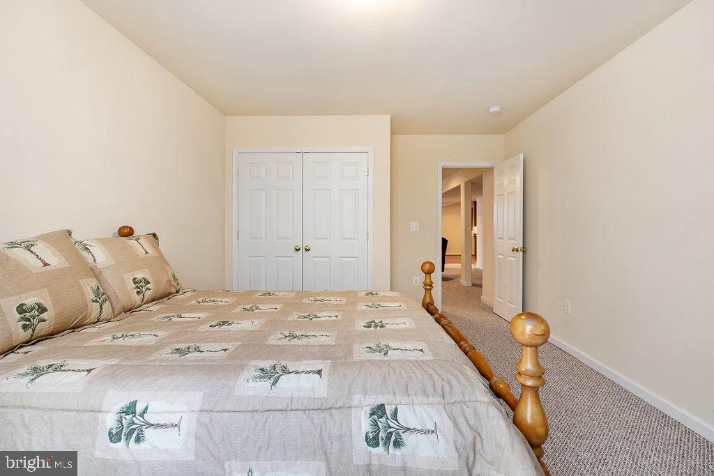 21 Gallery Road Stafford, VA 22554 - Photo 51 of 60 Basement bedroom