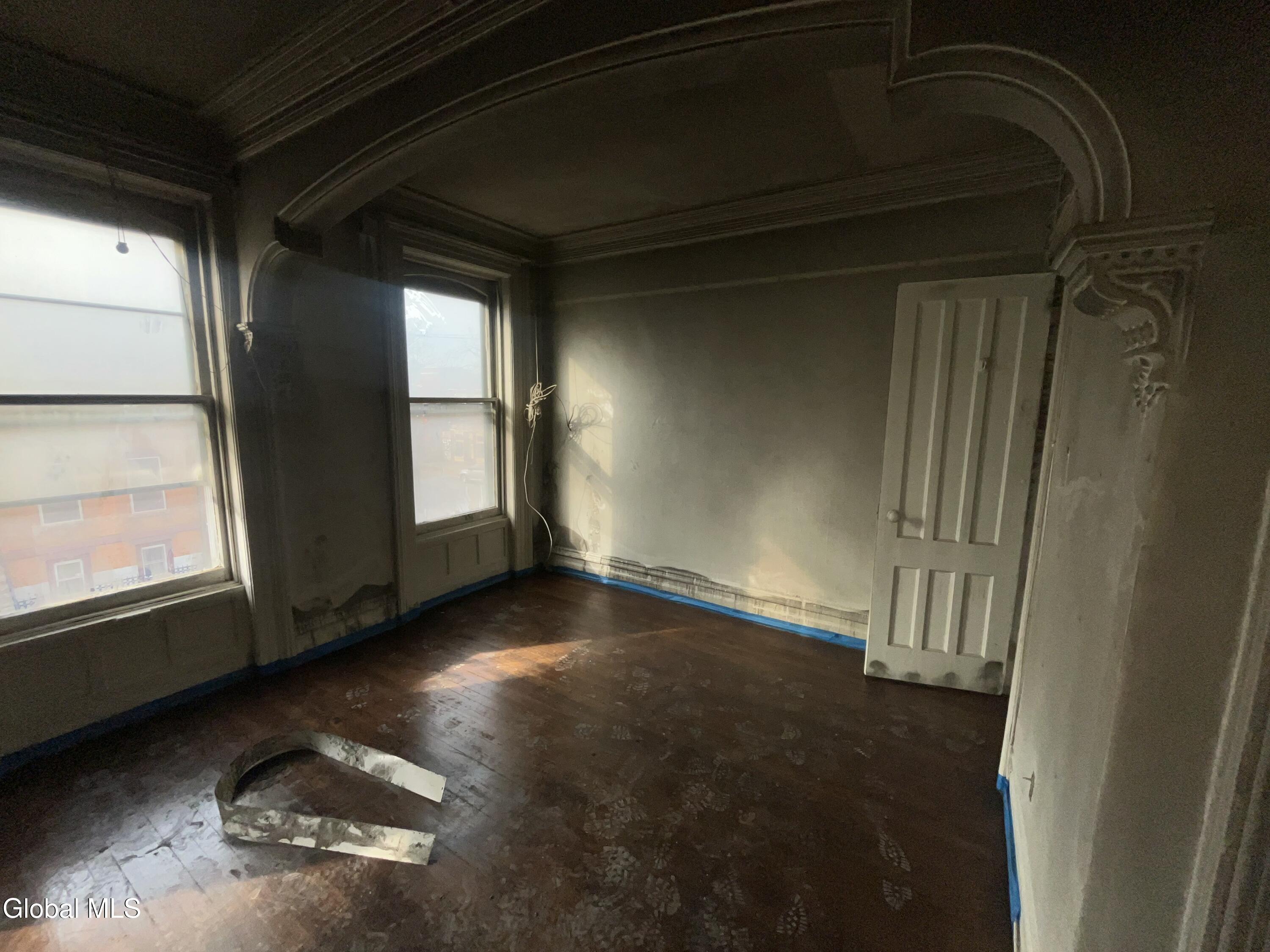 369 Madison Avenue Albany, NY 12210 - Photo 27 of 38 IMG_9775