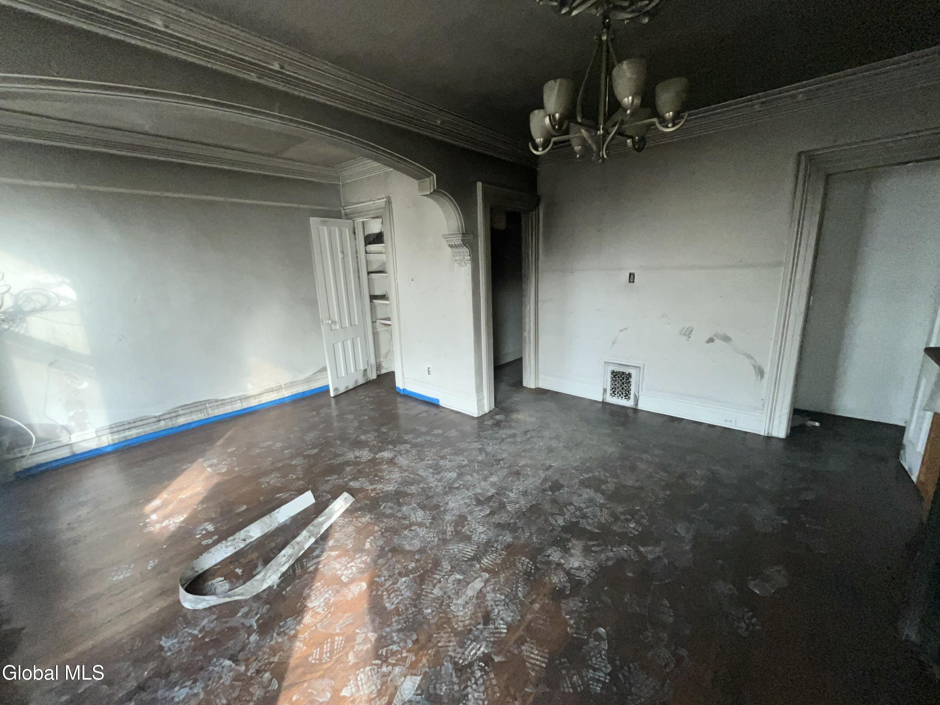 369 Madison Avenue Albany, NY 12210 - Photo 28 of 38 IMG_9776