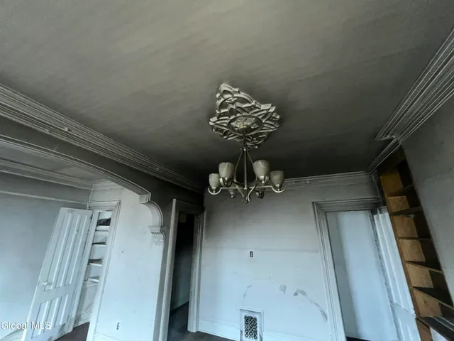 $229,900 | 369 Madison Avenue, Albany, NY 12210