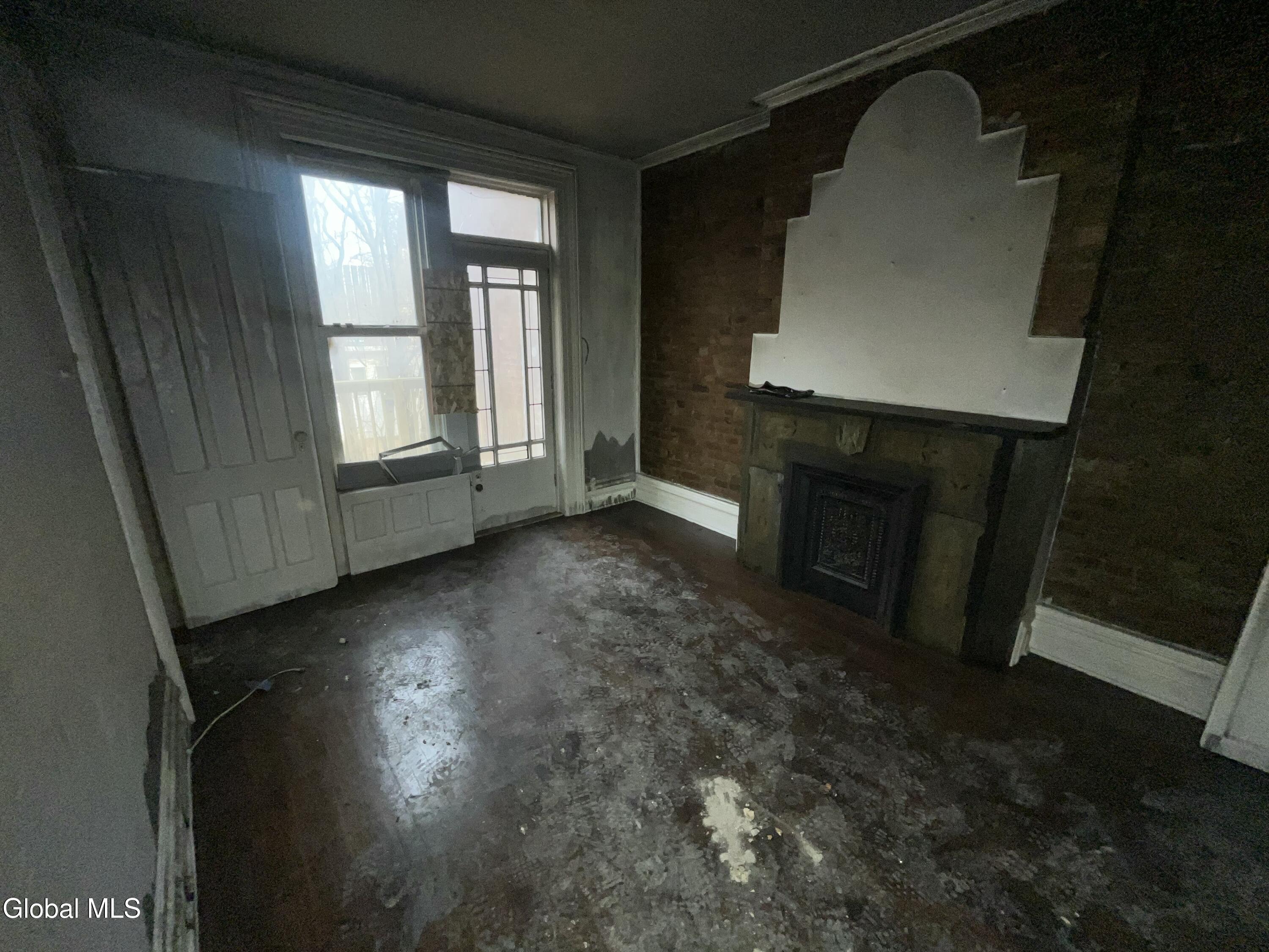 369 Madison Avenue Albany, NY 12210 - Photo 35 of 38 IMG_9788