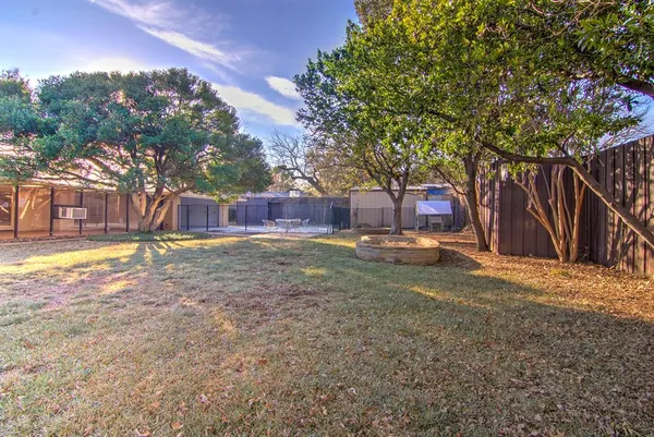 $5,300 | 3763 Vinecrest Drive, Dallas, TX 75229