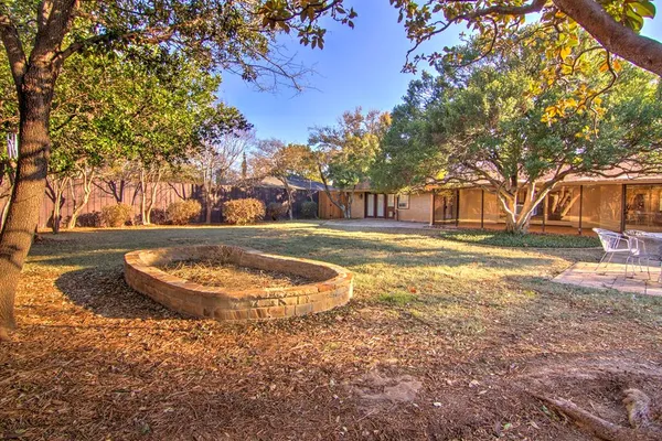 $5,300 | 3763 Vinecrest Drive, Dallas, TX 75229