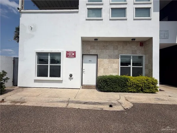 $1,700 | 4217 Colbath Avenue, Unit 210A, McAllen, TX 78503