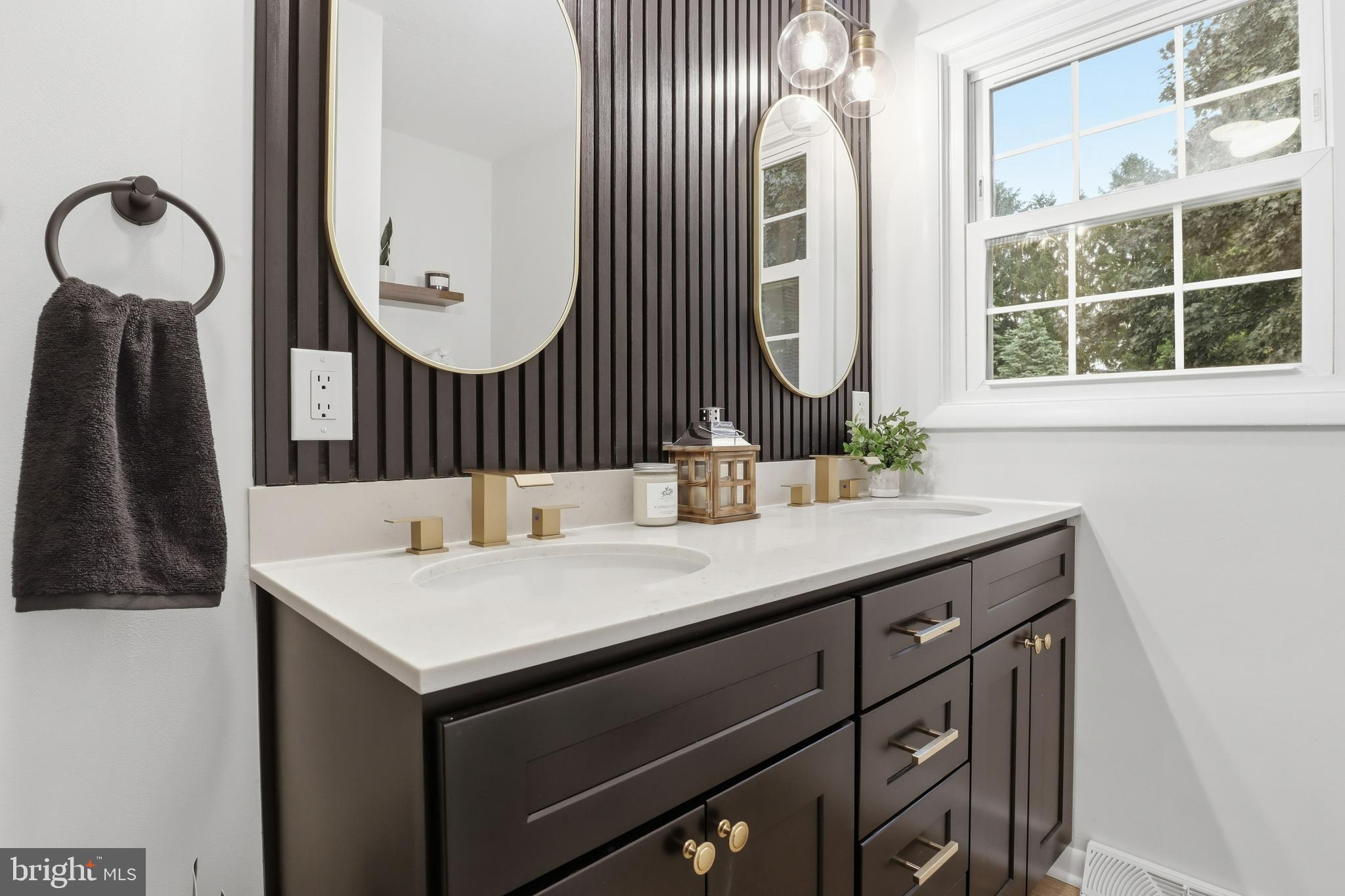 1825 Powder Mill Road York, PA 17402 - Photo 24 of 43 Main Bathroom