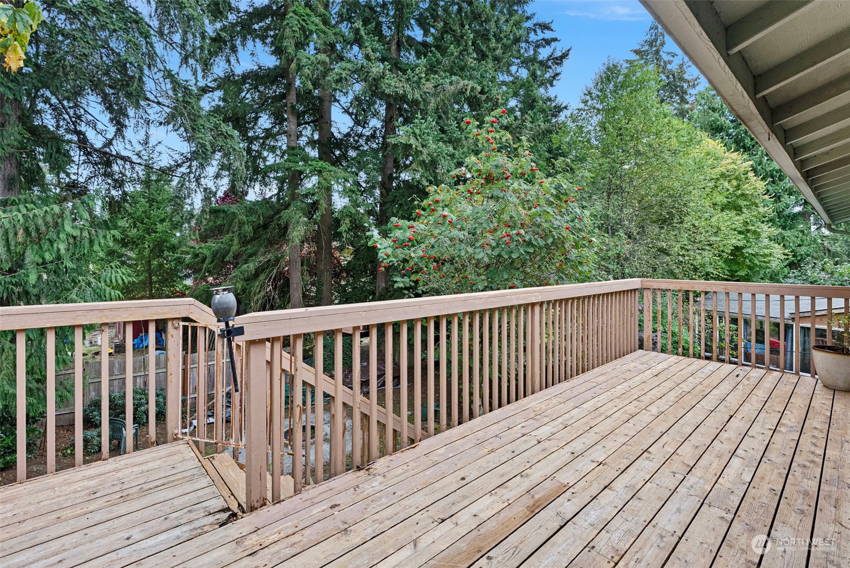 2033 Northeast Ridgewood Street Poulsbo, WA 98370 - Photo 13 of 15 Gallery Image 13