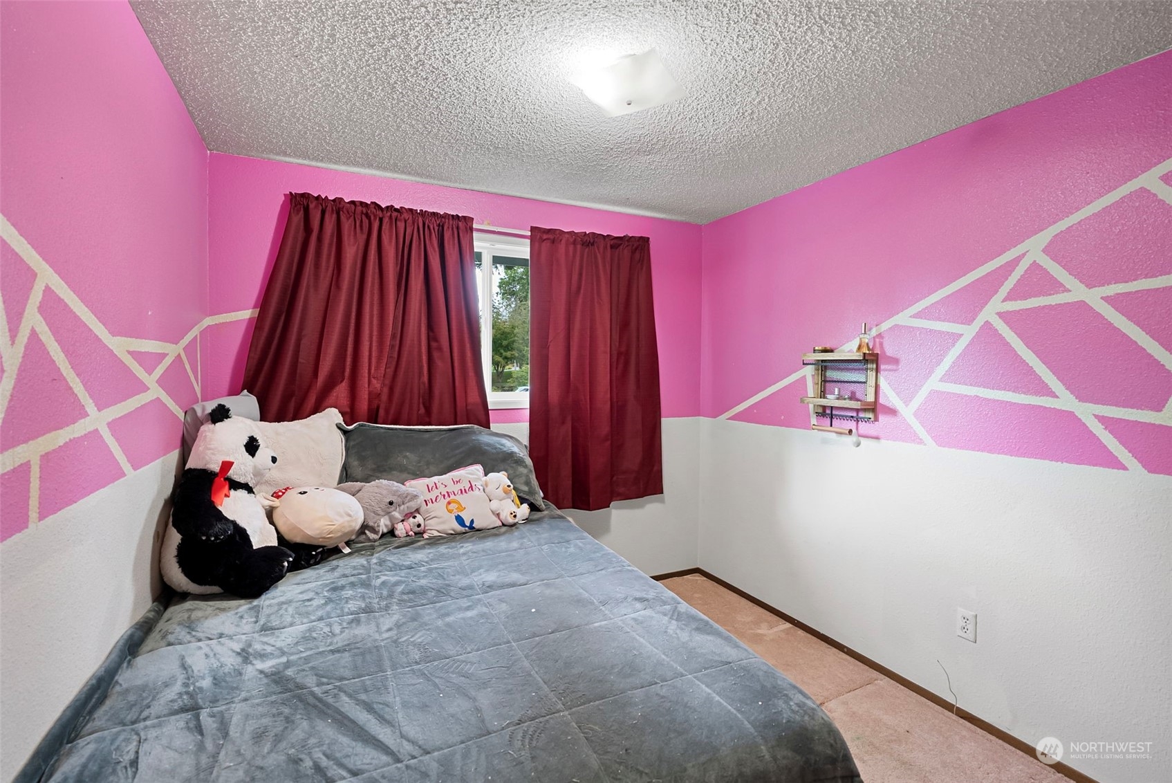 2033 Northeast Ridgewood Street Poulsbo, WA 98370 - Photo 9 of 15 Gallery Image 9