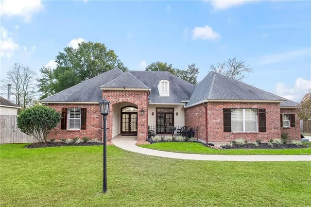 $510,000 | 2948 Desert Court, Mandeville, LA 70448