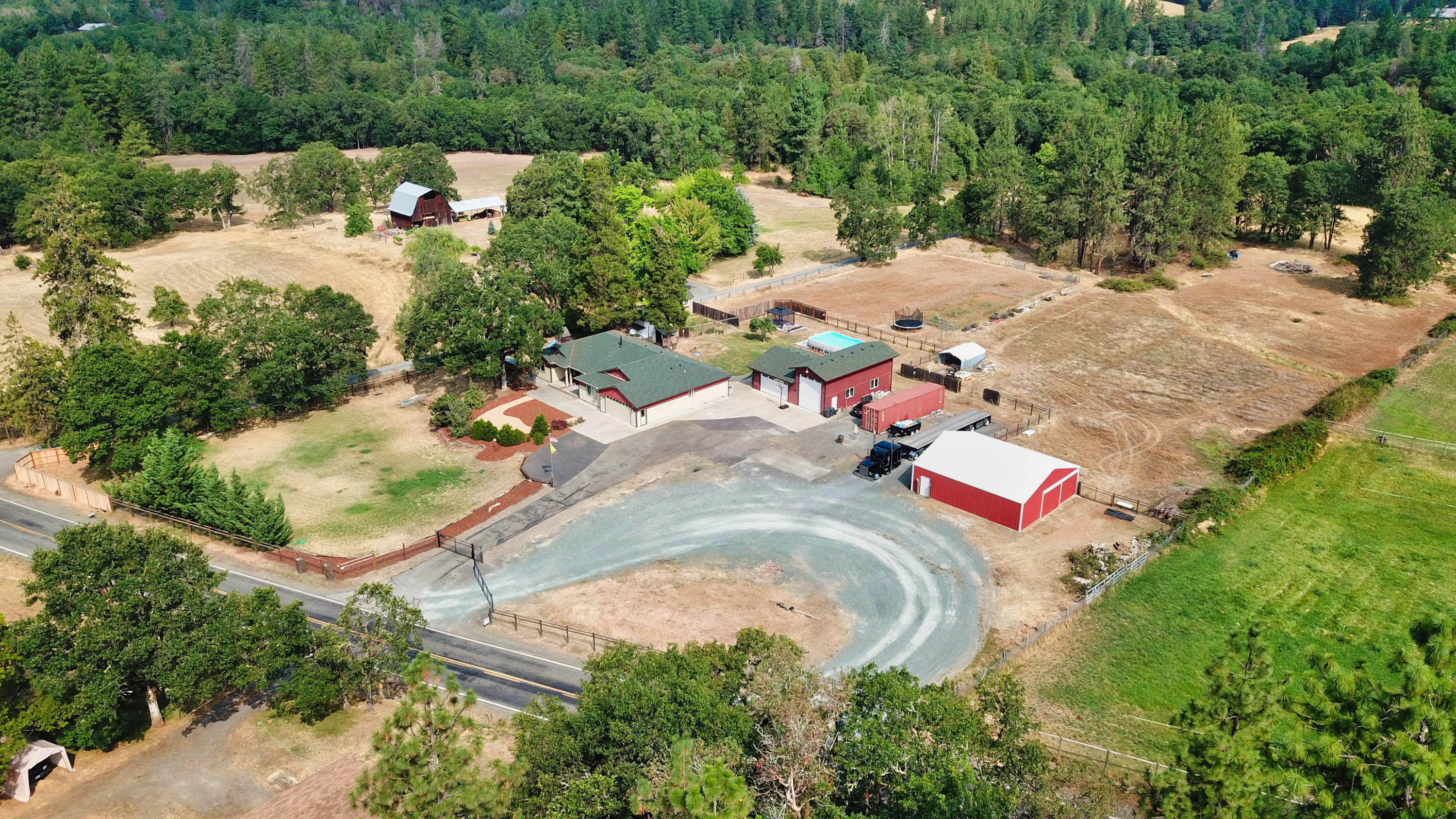 5450 Hugo Road Grants Pass, OR 97526 - Photo 46 of 61 Hugo Rd-58