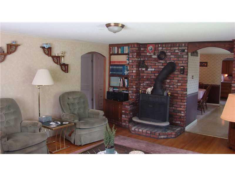 142 Waterhouse Road Biddeford, ME 04005 - Photo 8 of 11 Living Room.