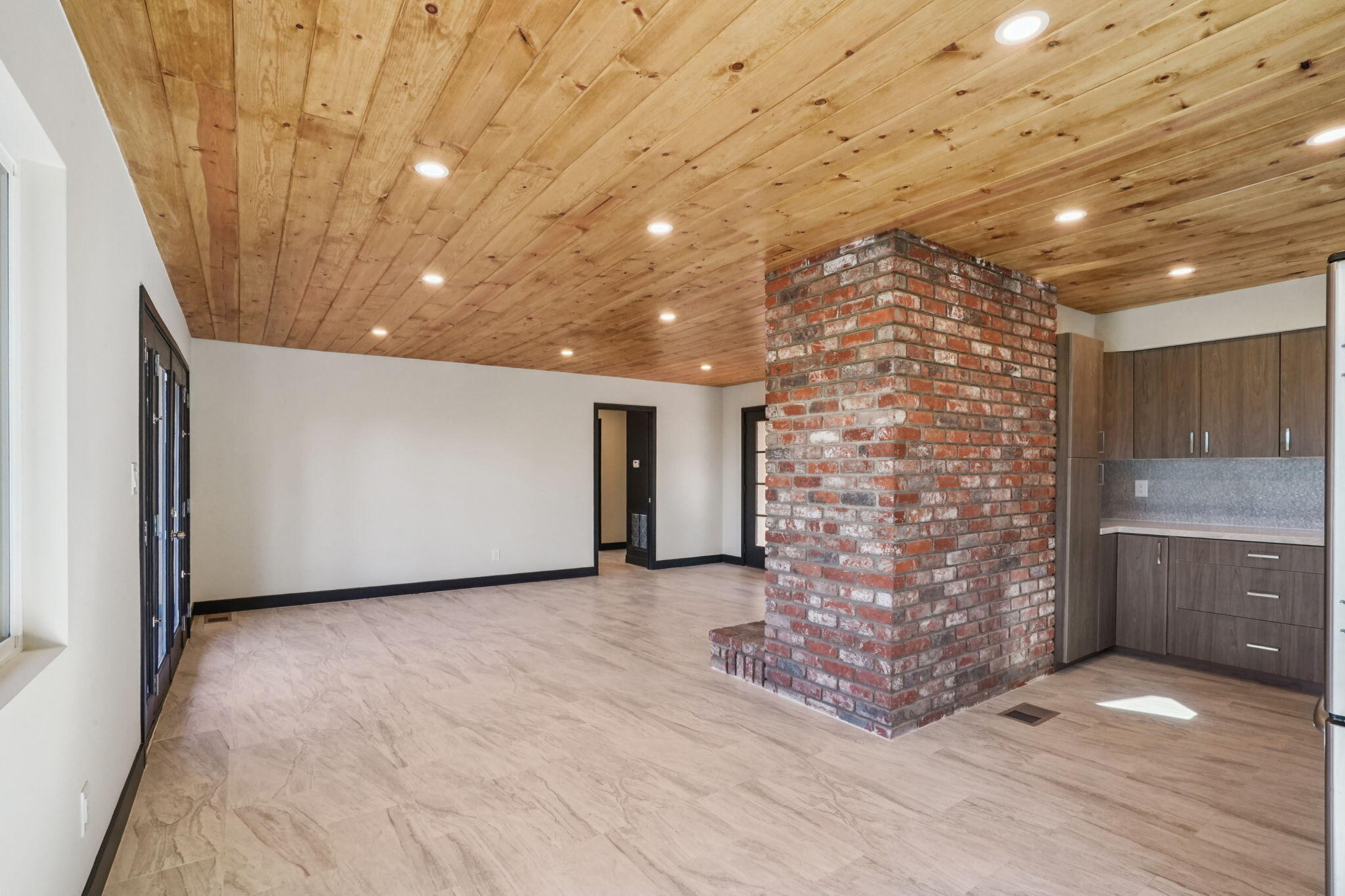 54091 North Ridge Drive Idyllwild, CA 92549 - Photo 13 of 58 a view of livingroom with natural light