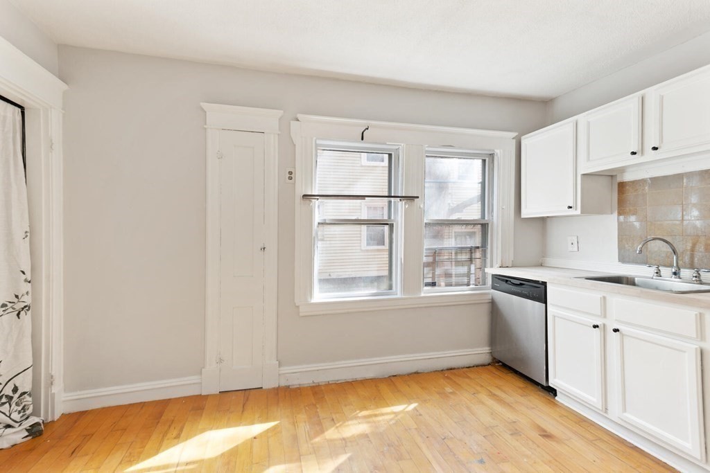 90-92 Rossmore Road, Unit A Boston, MA 02130 - Photo 17 of 29