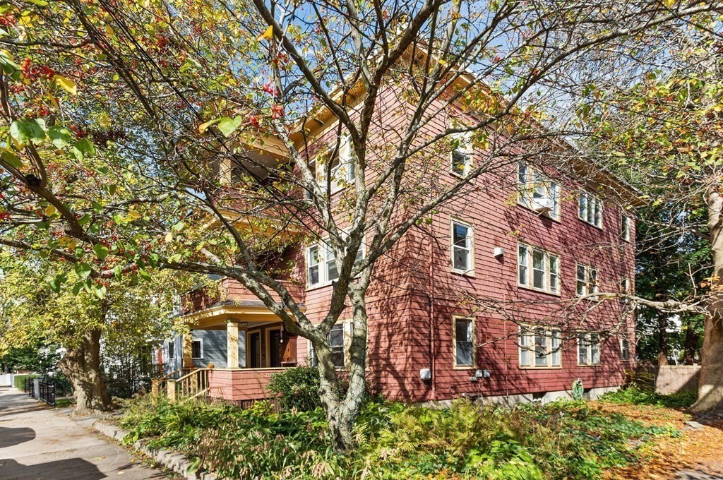 90-92 Rossmore Road, Unit A Boston, MA 02130 - Photo 2 of 29