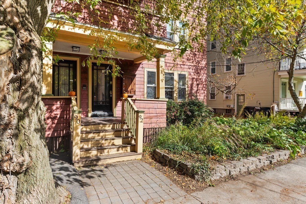 90-92 Rossmore Road, Unit A Boston, MA 02130 - Photo 4 of 29