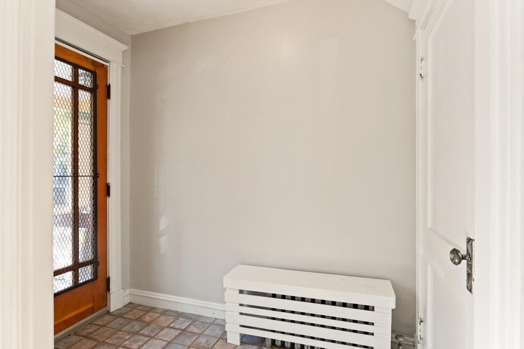 90-92 Rossmore Road, Unit A Boston, MA 02130 - Photo 5 of 29