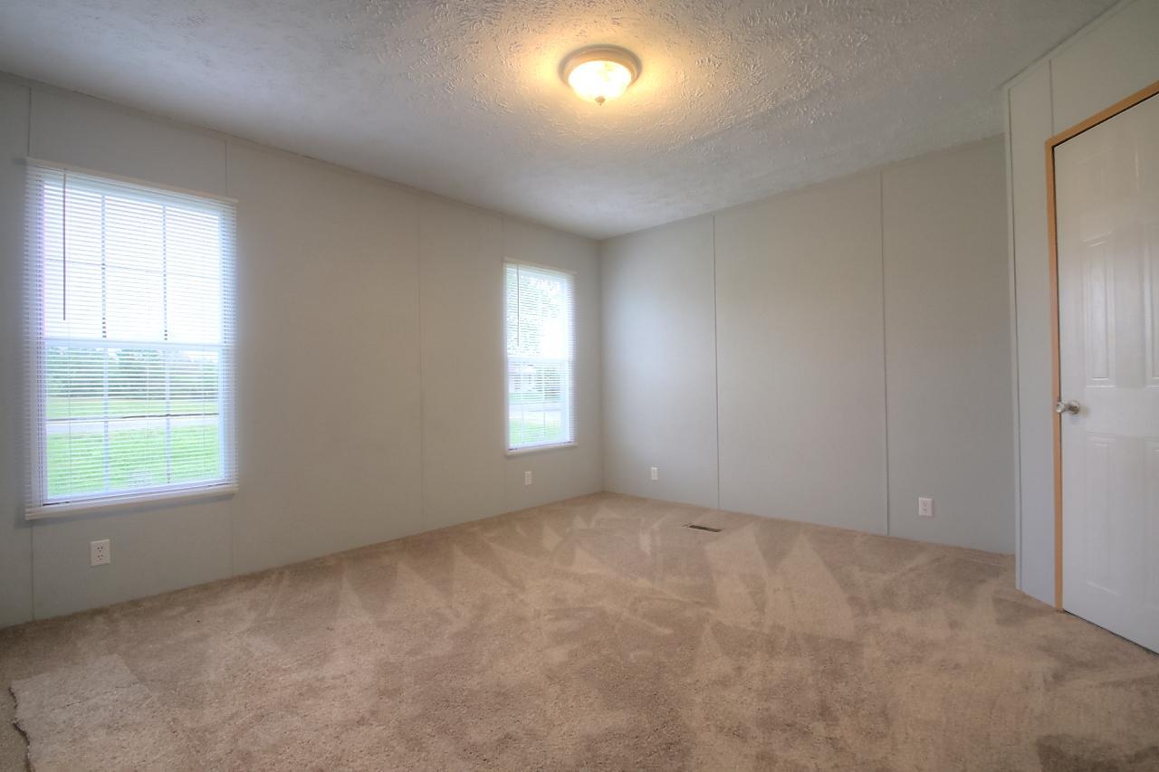 923 Hall Ridge Road Science Hill, KY 42553 - Photo 11 of 19 20