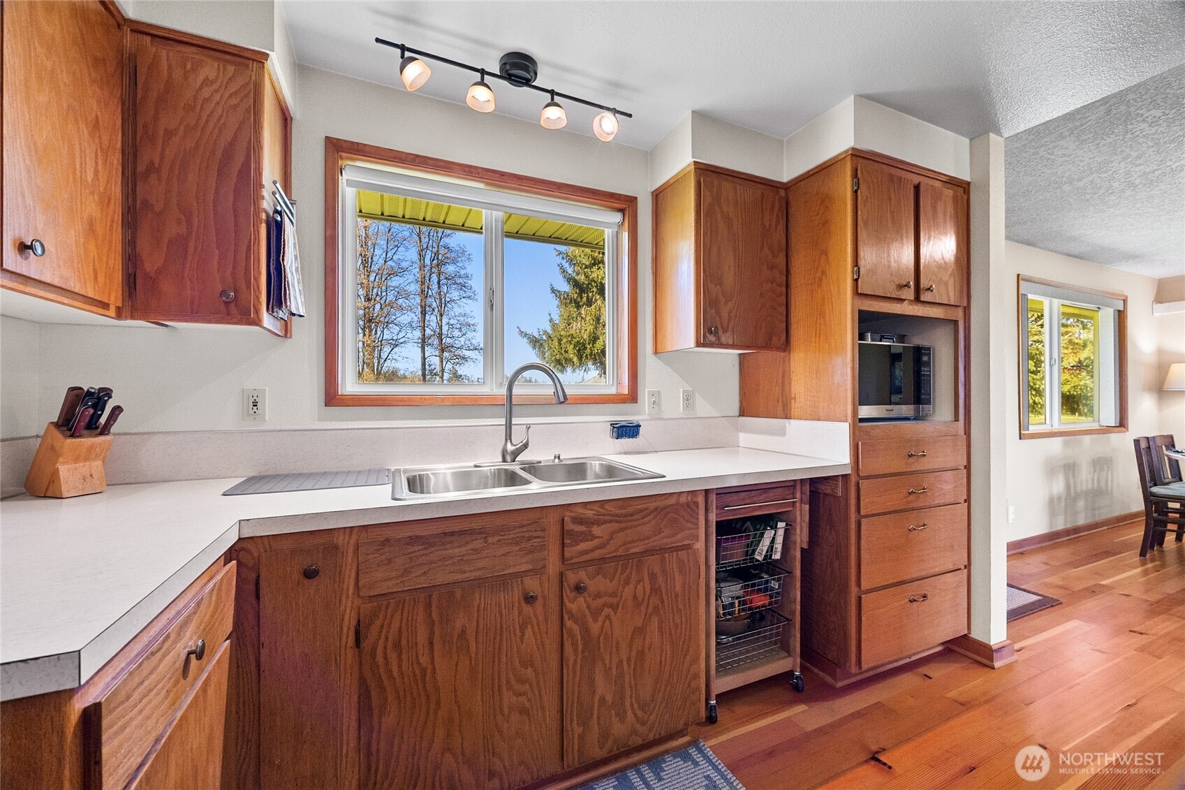 217 Bay Road Winlock, WA 98596 - Photo 13 of 37