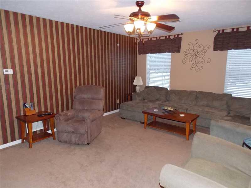5909 Decatur Ridge Drive Indianapolis, IN 46221 - Photo 4 of 15