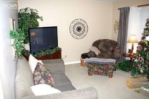 9073 Wilson Road Montrose, MI 48457 - Photo 18 of 66 20425861-17.JPG