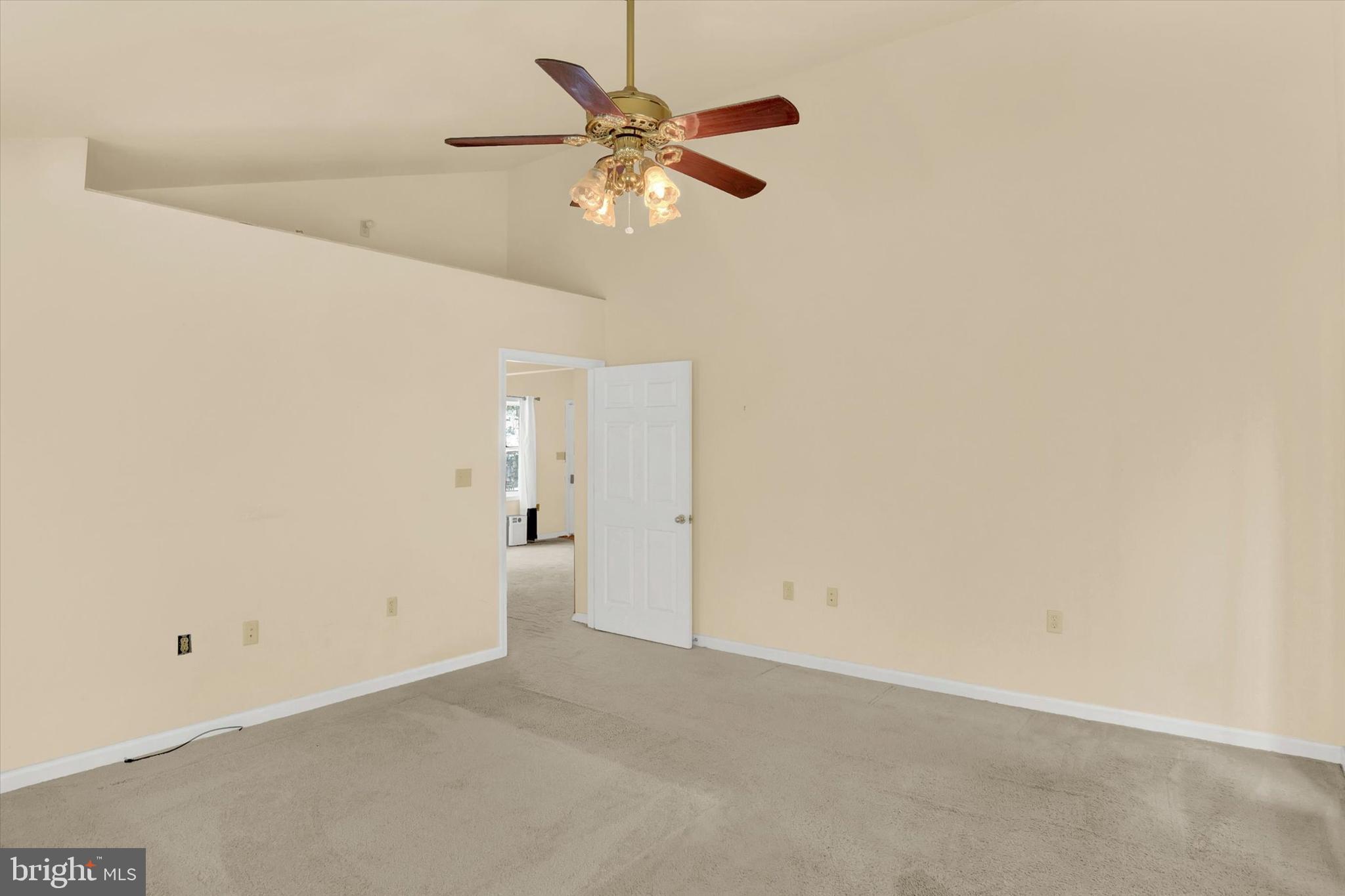 1336 Piketown Road Harrisburg, PA 17112 - Photo 11 of 29 an empty room