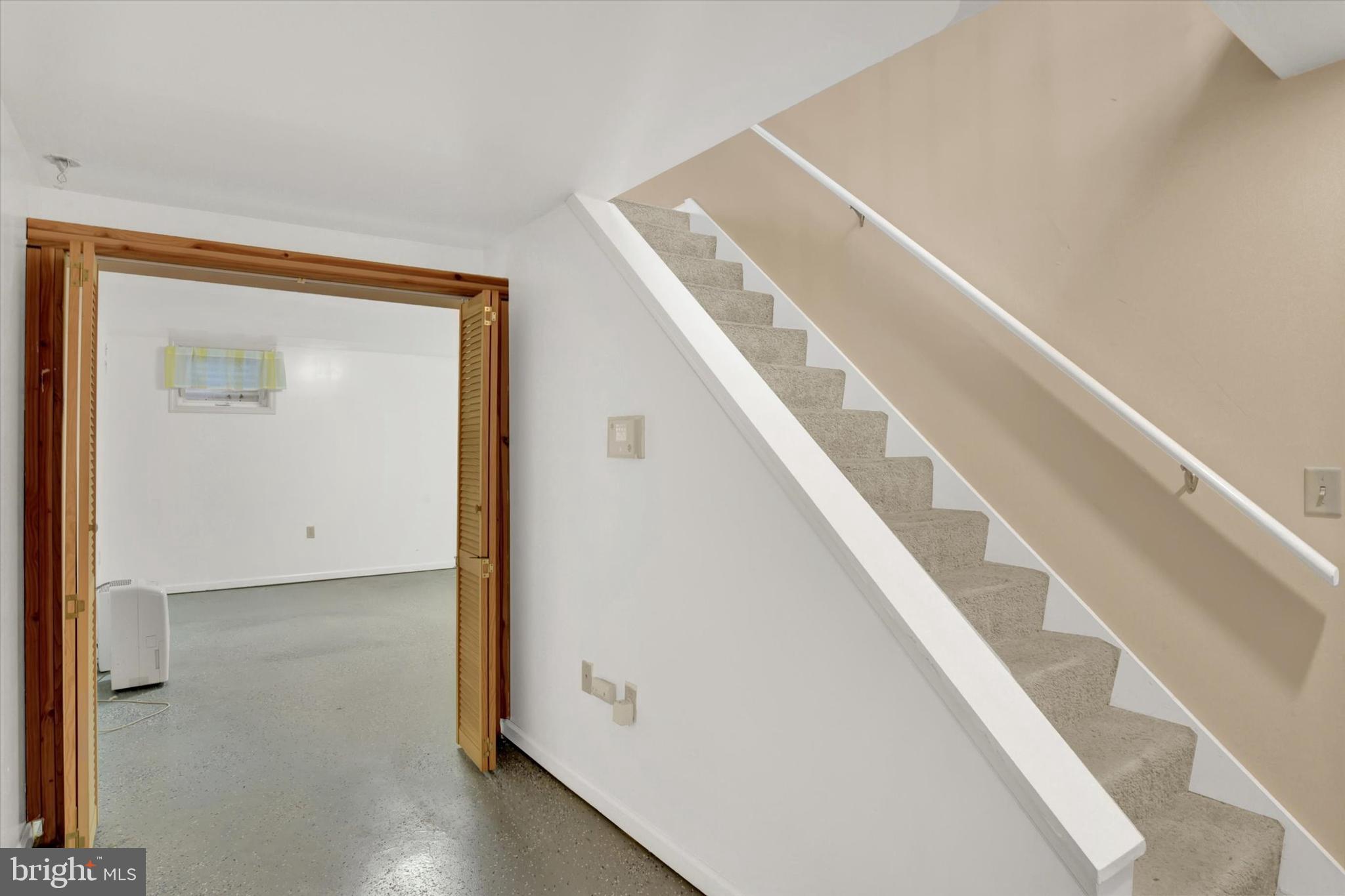 1336 Piketown Road Harrisburg, PA 17112 - Photo 19 of 29 a view of entryway