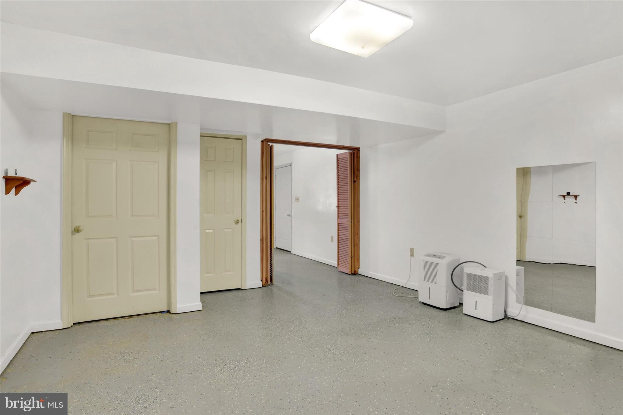 1336 Piketown Road Harrisburg, PA 17112 - Photo 21 of 29 a view of an empty room with closet and a window