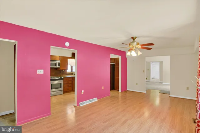 a view of livingroom with hardwood