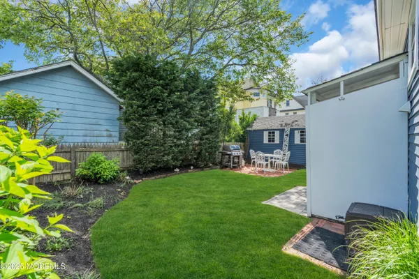 $2,500 | 39 East End Avenue, Avon-by-the-Sea, NJ 07717