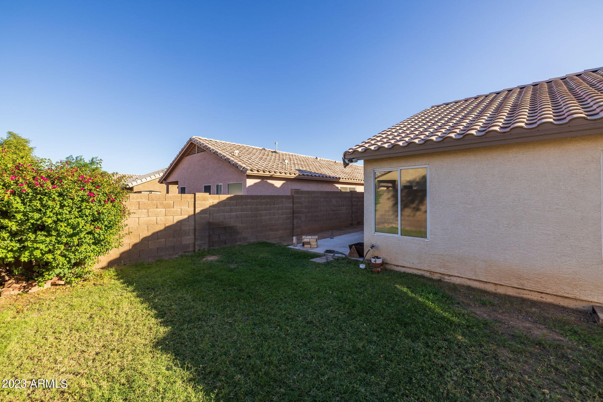 910 West Silver Creek Road Gilbert, AZ 85233 - Photo 16 of 23 Backyard