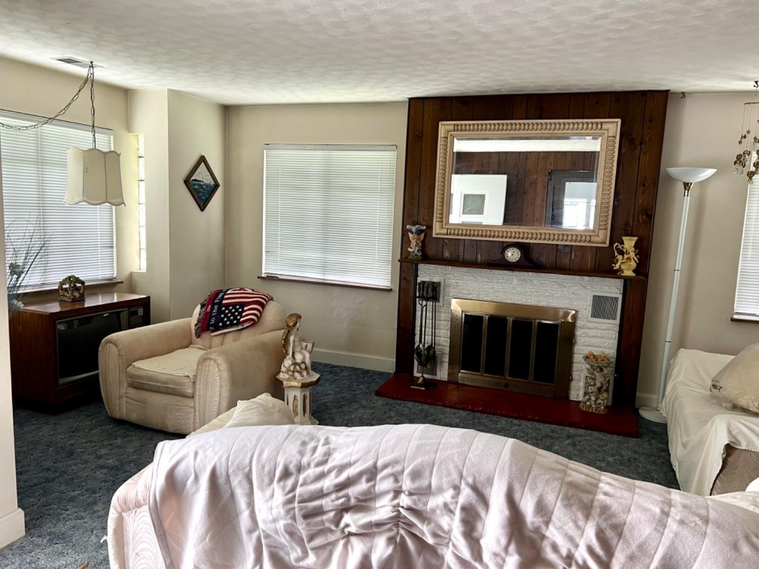 5715 West Fork Road Cincinnati, OH 45247 - Photo 4 of 23 Gallery Image 4
