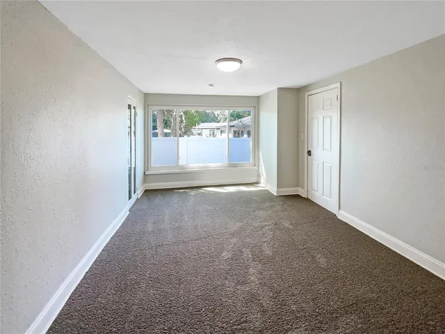 $325,000 | 370 East Waldo Street, Groveland, FL 34736