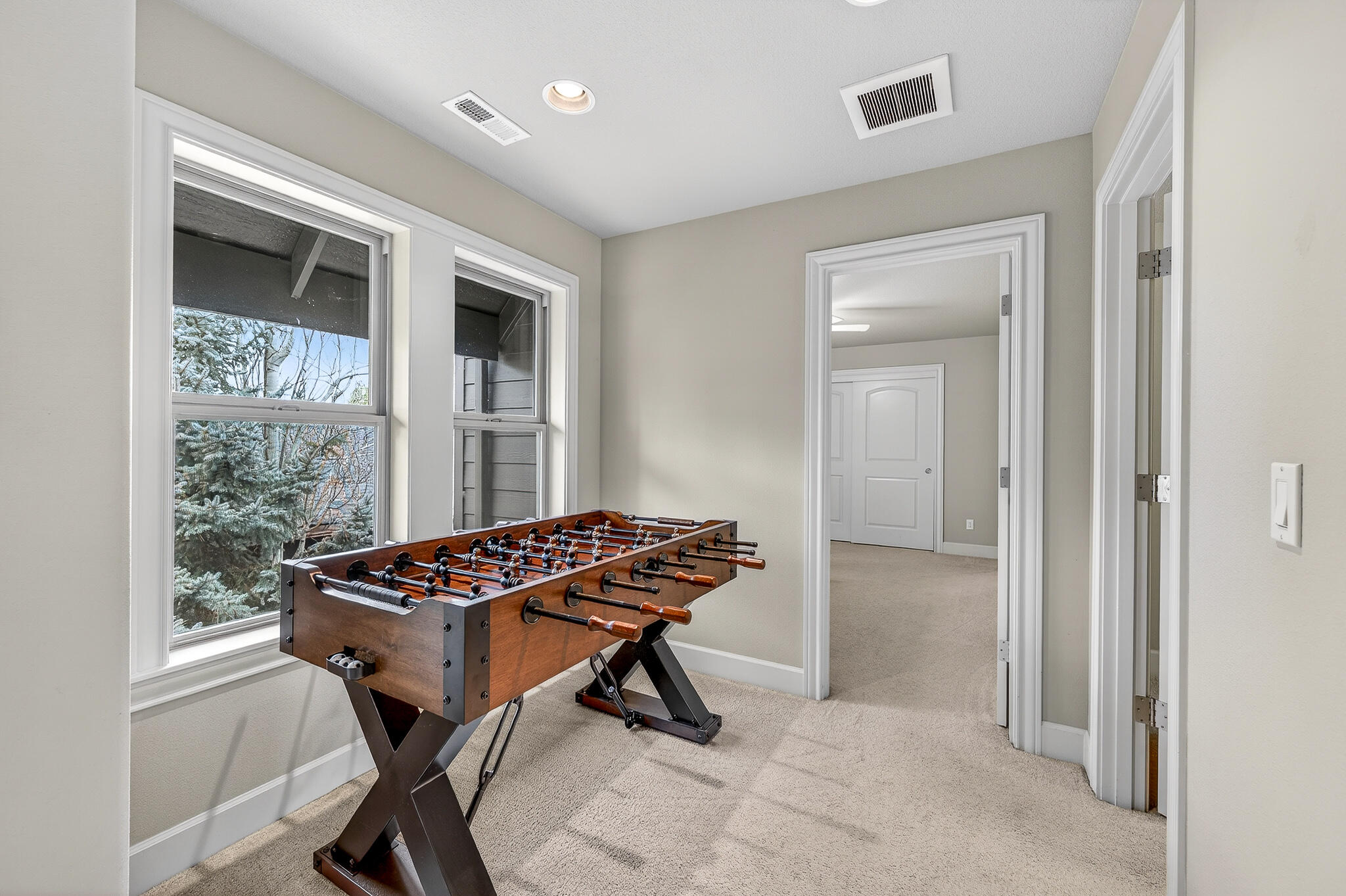 61102 Aspen Rim Lane Bend, OR 97702 - Photo 21 of 32 Gallery Image 21
