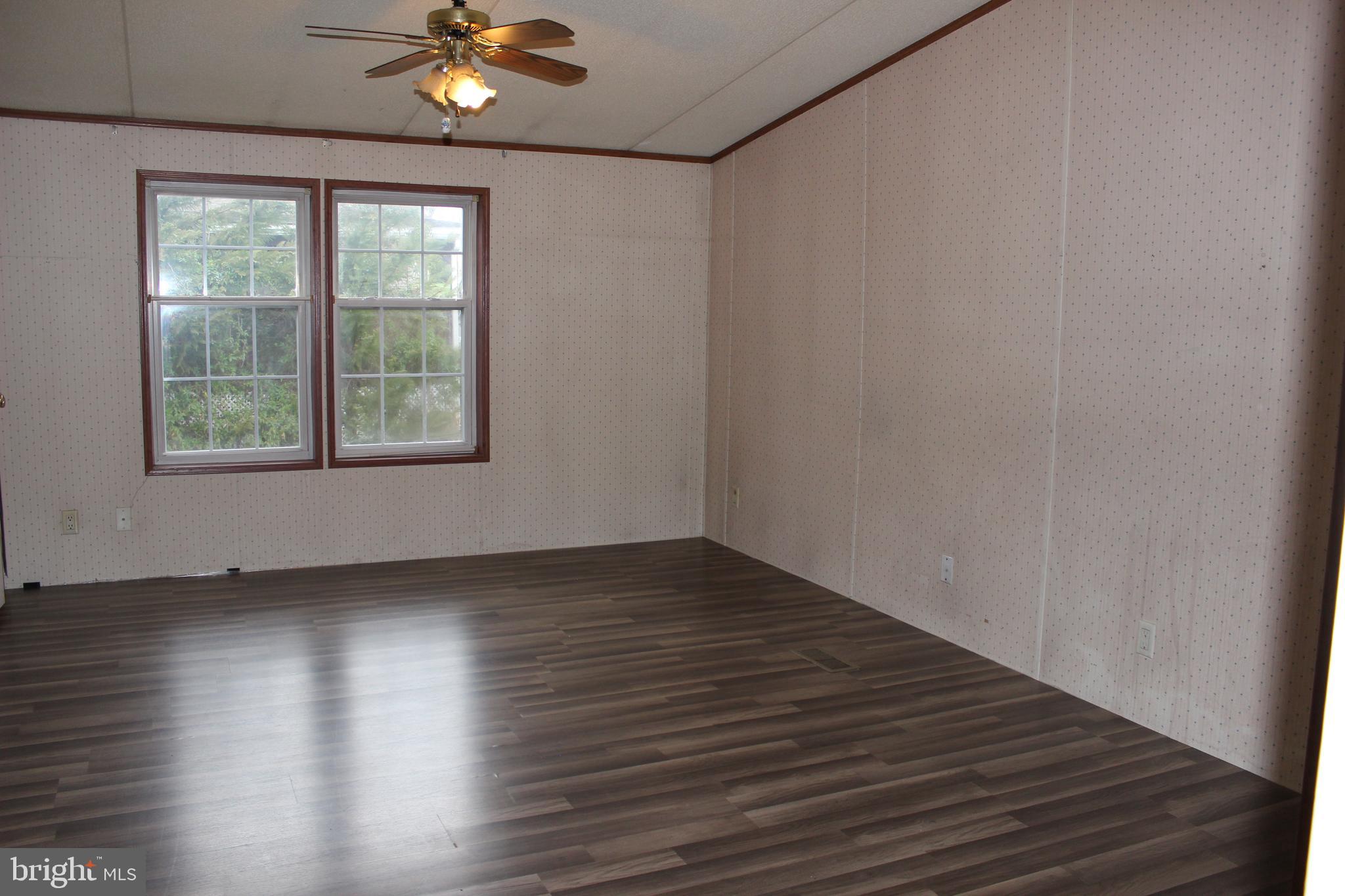 90 Knight Road, Unit 48 Gettysburg, PA 17325 - Photo 11 of 23 Master Bedroom