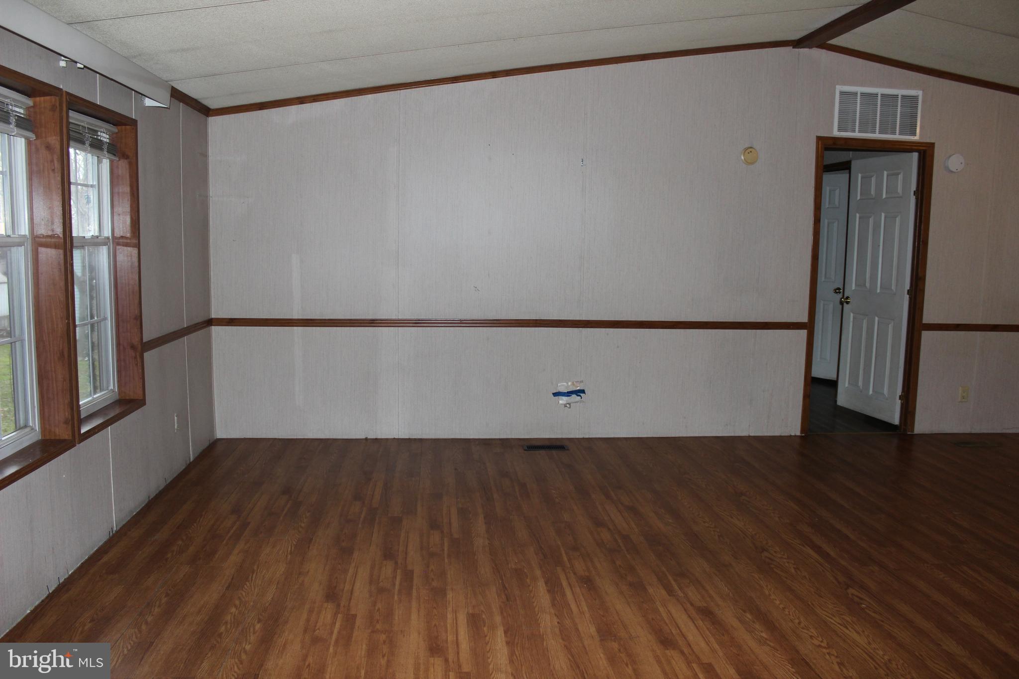 90 Knight Road, Unit 48 Gettysburg, PA 17325 - Photo 5 of 23 Living Room