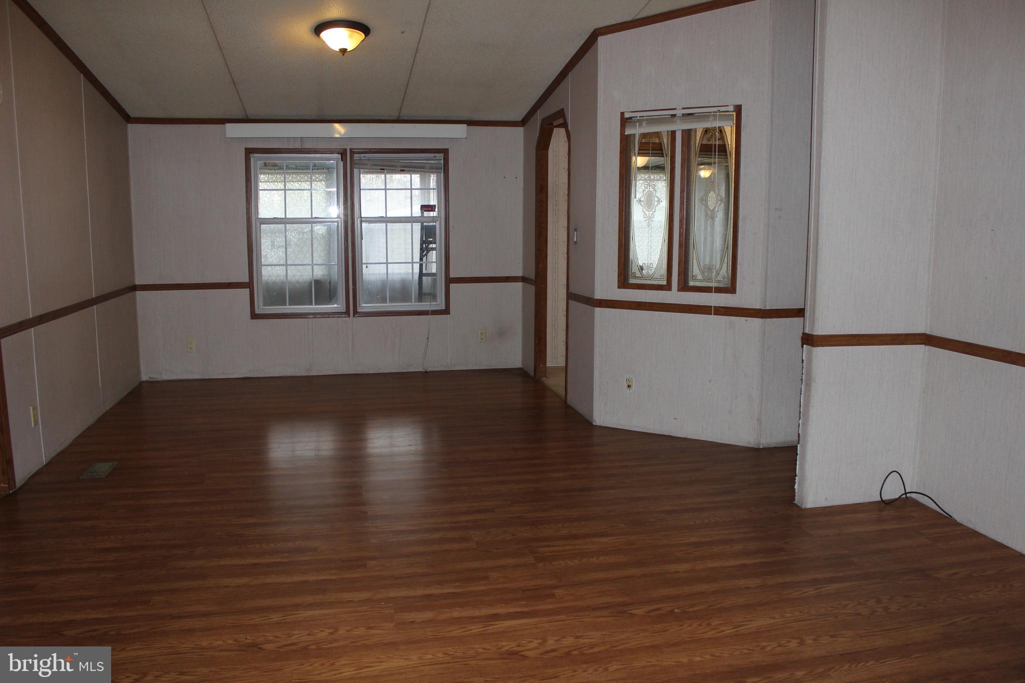 90 Knight Road, Unit 48 Gettysburg, PA 17325 - Photo 6 of 23 Living Room
