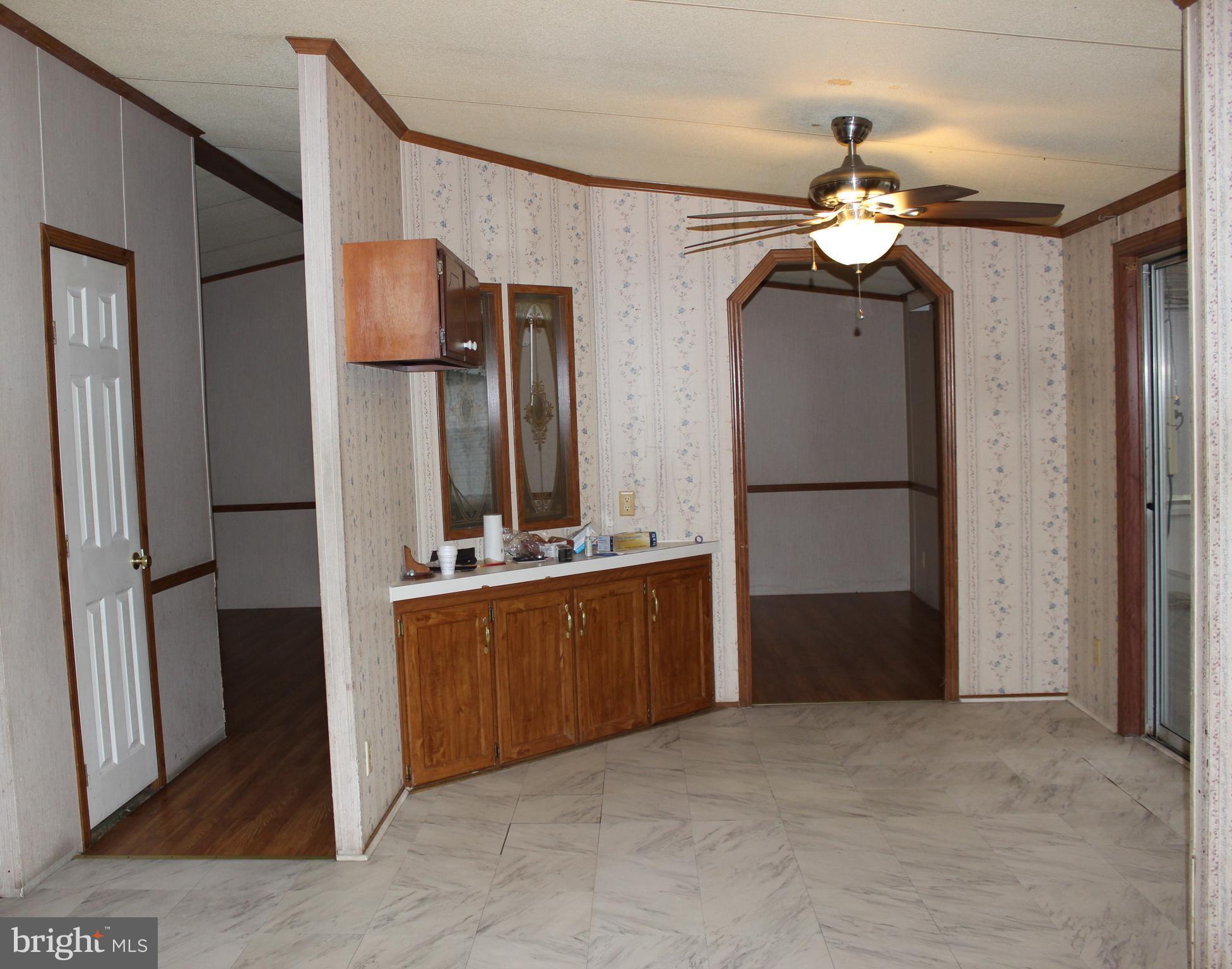 90 Knight Road, Unit 48 Gettysburg, PA 17325 - Photo 8 of 23 Breakfast Area
