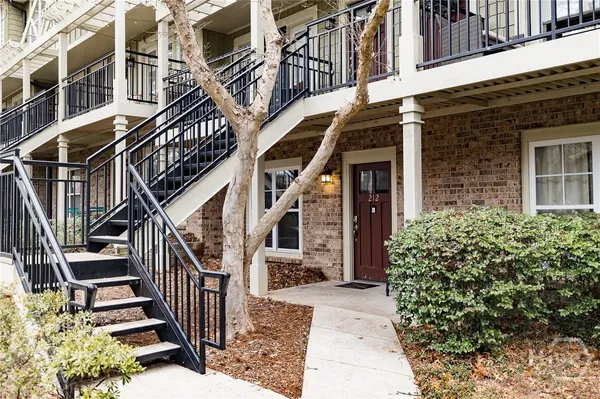 $259,900 | 660 South Barnett Shoals Road, Unit 212, Athens, GA 30605