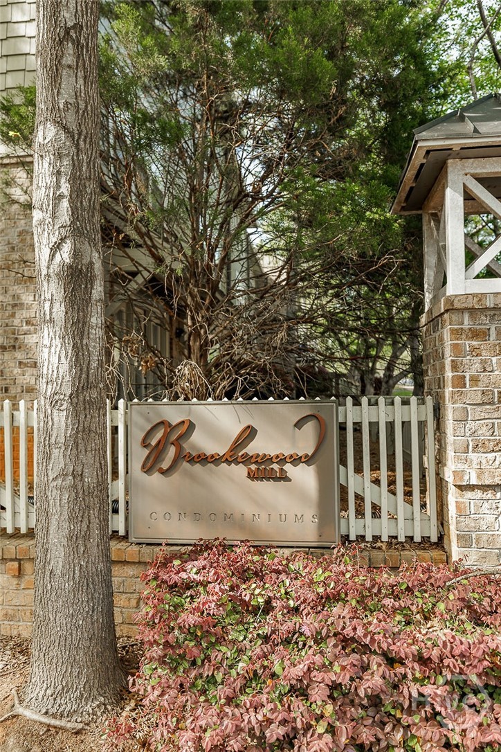 660 South Barnett Shoals Road, Unit 212 Athens, GA 30605 - Photo 2 of 32