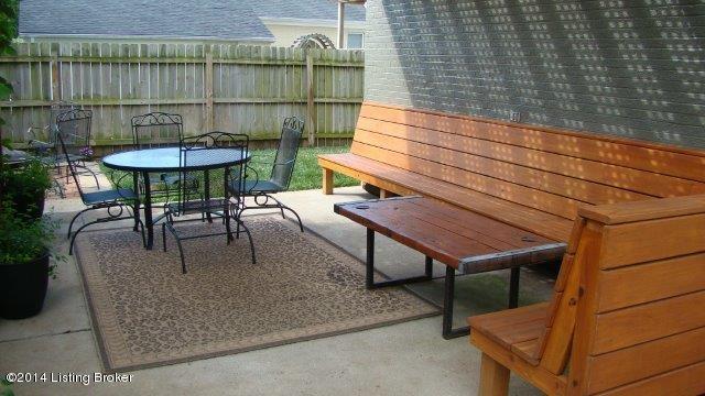 423 Fairlawn Road Louisville, KY 40207 - Photo 46 of 70 DSC02923