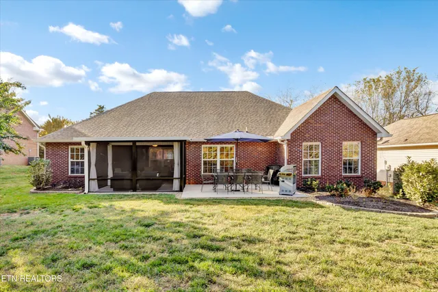 $509,900 | 2034 Cherokee Drive, Maryville, TN 37801