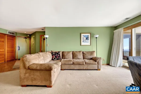 $229,950 | 1551 Vistas, Roseland, VA 22967