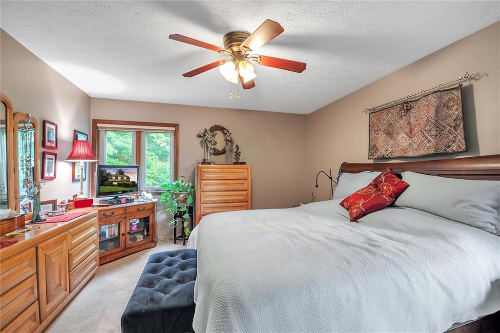 565 Harmony Road Pittsburgh, PA 15237 - Photo 16 of 25 Gallery Image 16