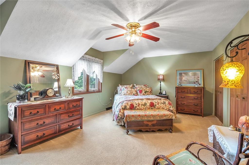 565 Harmony Road Pittsburgh, PA 15237 - Photo 19 of 25 Gallery Image 19