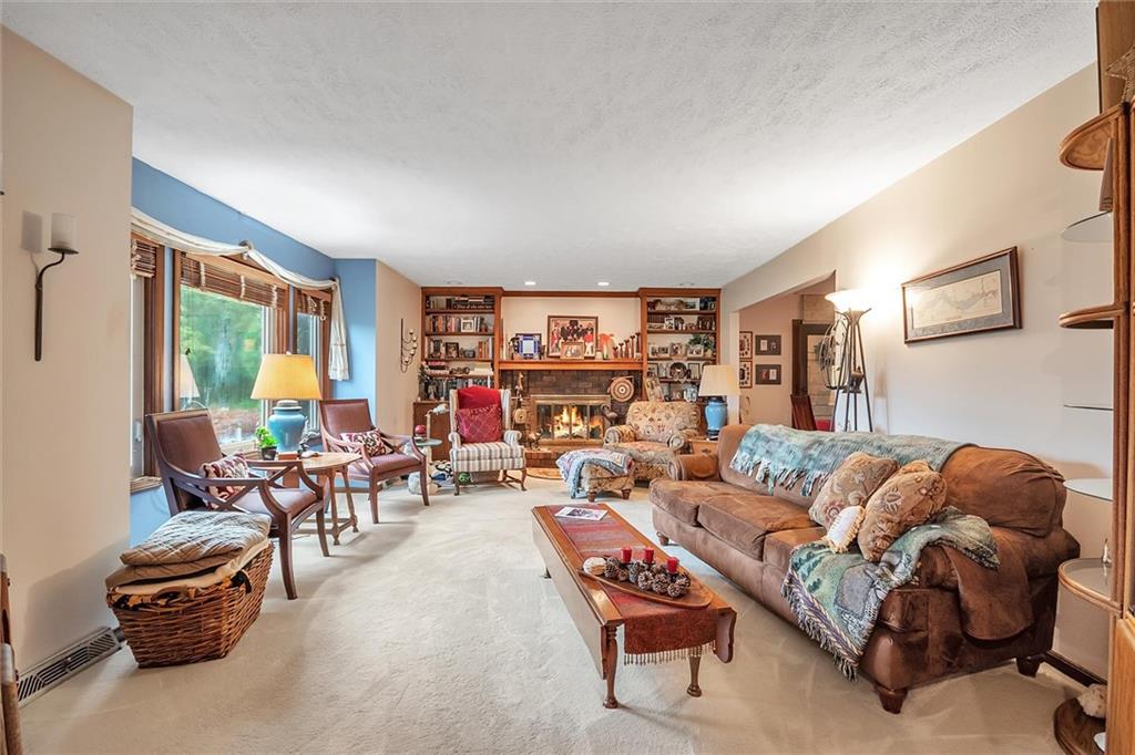 565 Harmony Road Pittsburgh, PA 15237 - Photo 8 of 25 Gallery Image 8