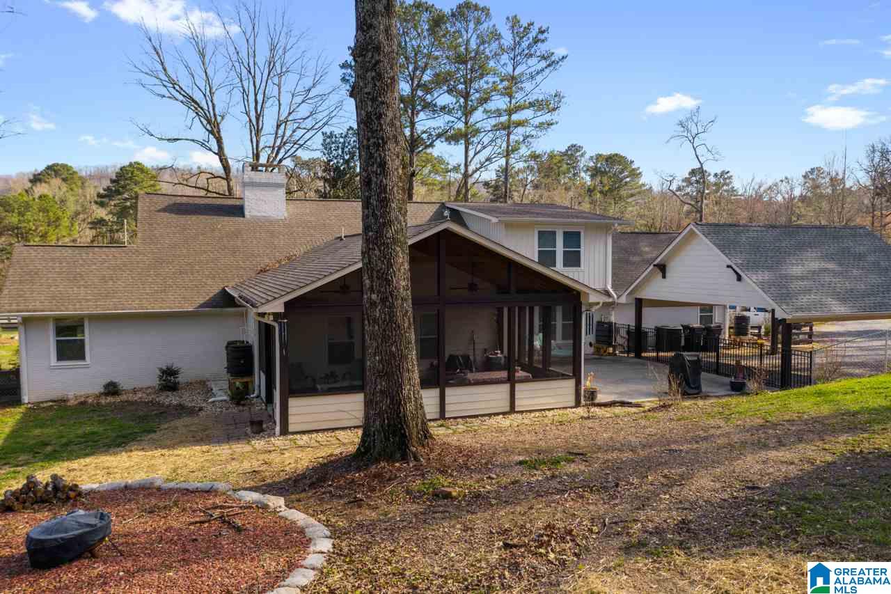 111 Royal Oaks Road Leeds, AL 35094 - Photo 4 of 46